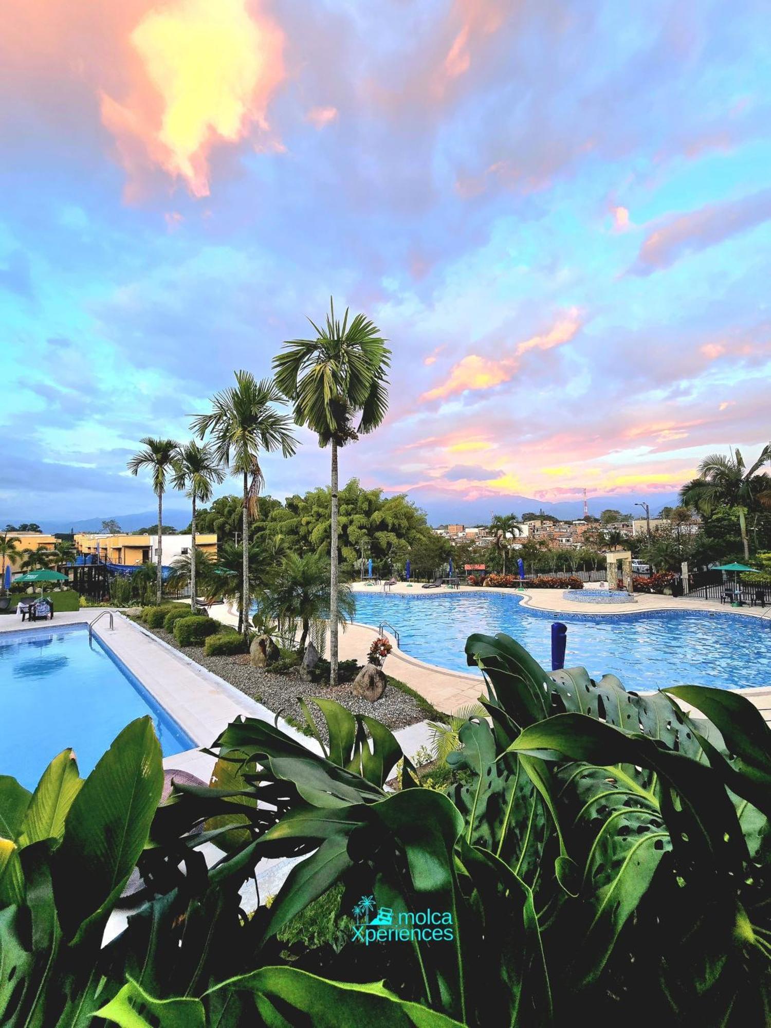 Apartamento Privado Vacacional A 5M Del Aeropuerto, 20 Minutos Del Parque Del Cafe Y Centro De Armenia Con 4 Piscinas, 3 Jacuzzi, Sauna By Molca Xperiences 3H Екстер'єр фото