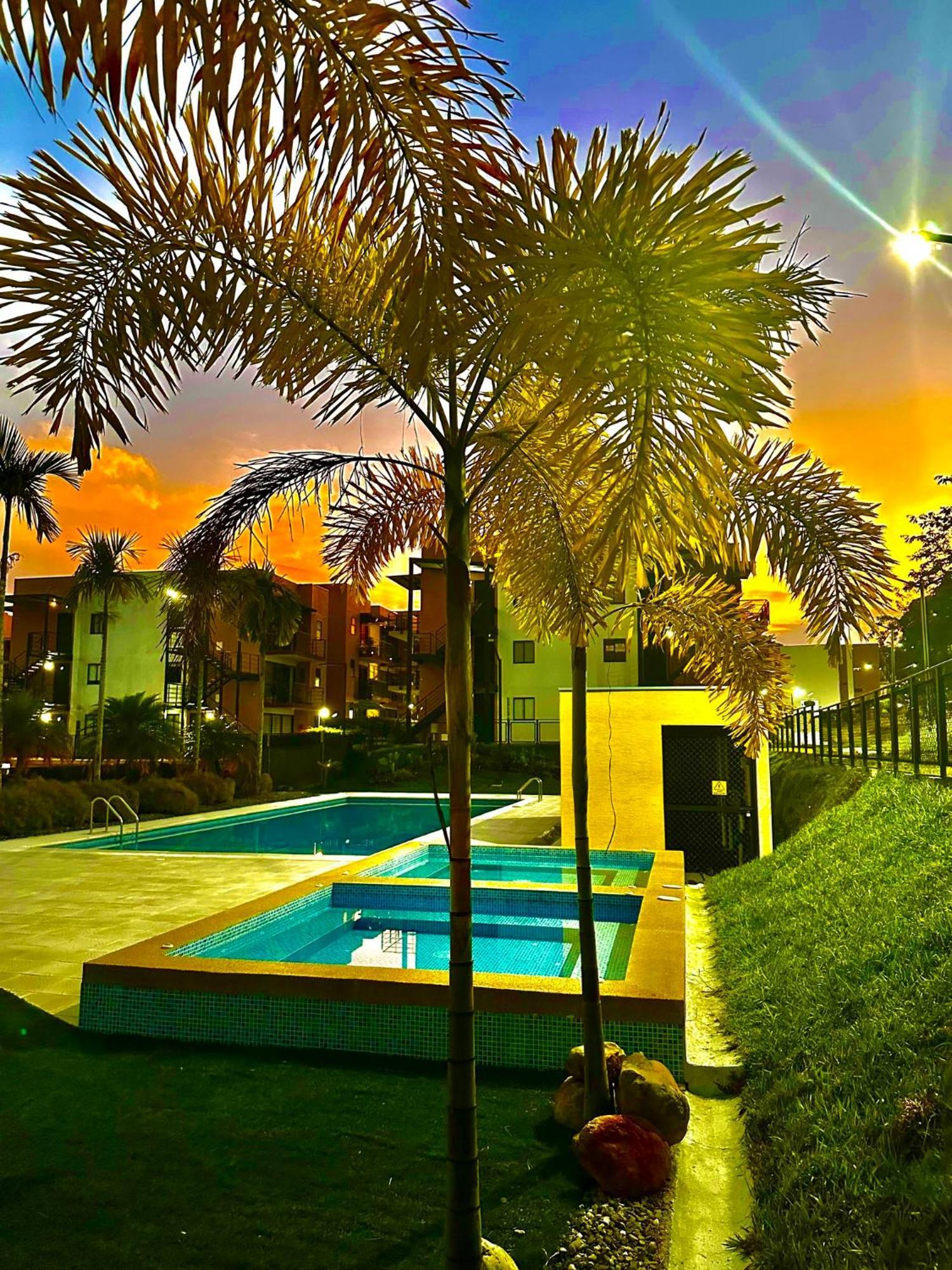 Apartamento Privado Vacacional A 5M Del Aeropuerto, 20 Minutos Del Parque Del Cafe Y Centro De Armenia Con 4 Piscinas, 3 Jacuzzi, Sauna By Molca Xperiences 3H Екстер'єр фото